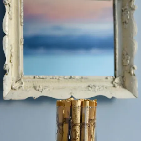 Daire Charm And Modern Style- Elegant In The Historic