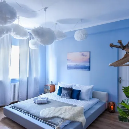 Charm And Modern Style- Elegant In The Historic Апартаменты *