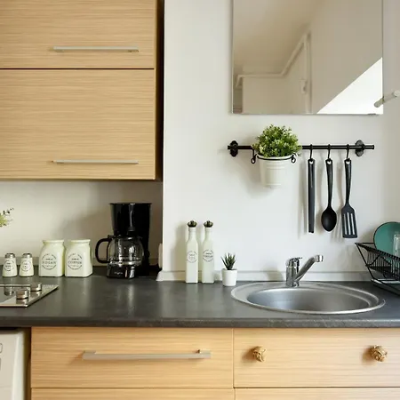 Charm And Modern Style- Elegant In The Historic *