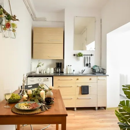 Charm And Modern Style- Elegant In The Historic *