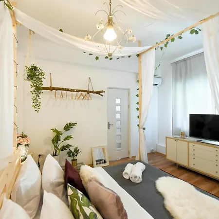 Lägenhet Charm And Modern Style- Elegant In The Historic
